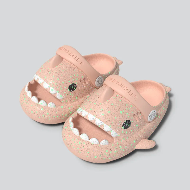Kids' Shark Luminous Sandals Slip-On Waterproof Breathable Lightweight Non-Slip Casual Shoes for Boys and Girls Strap  sandals