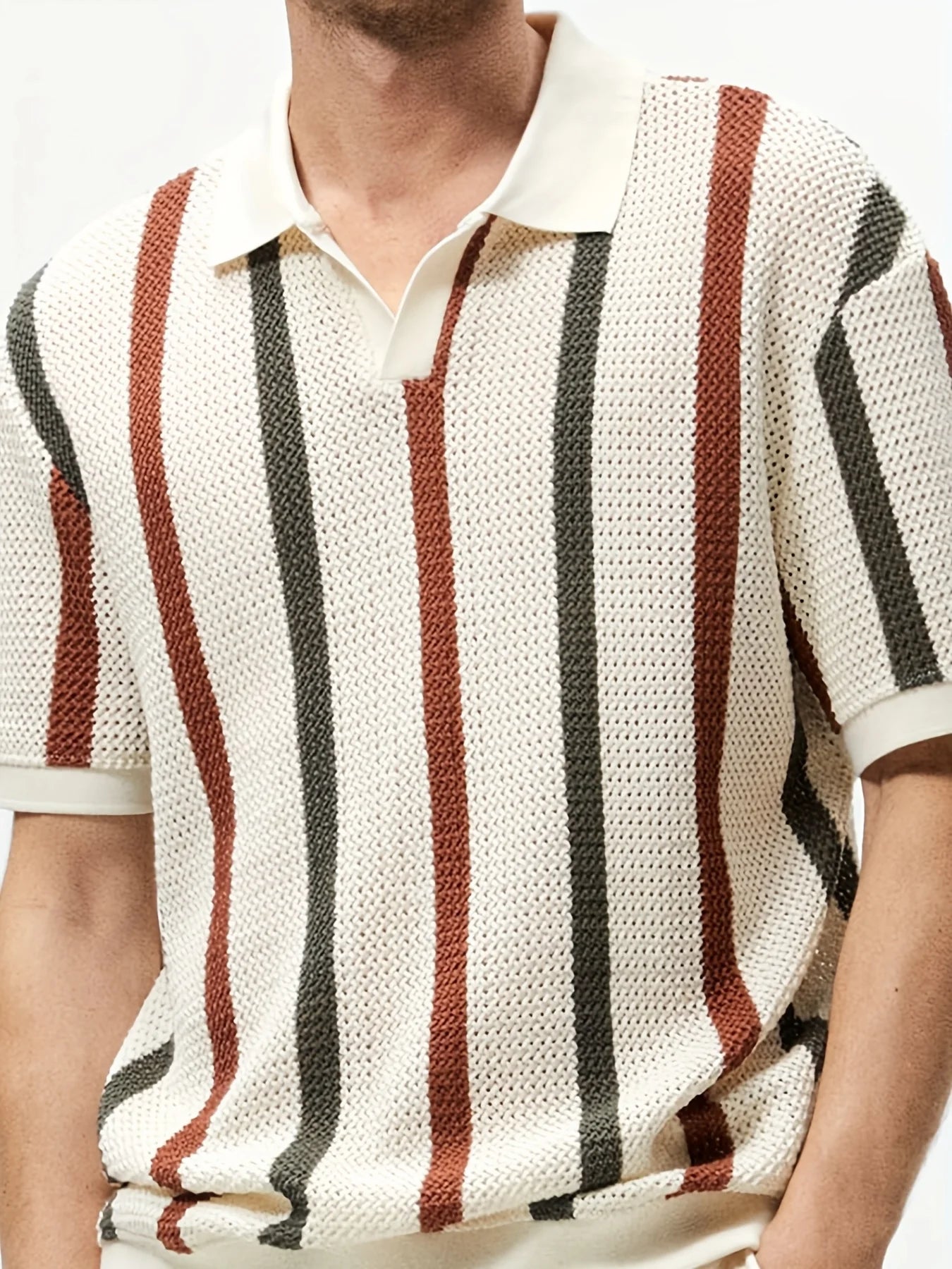 Men's Chunky Knit Short-Sleeve Polo Shirt With Stripes And Contrast Colors