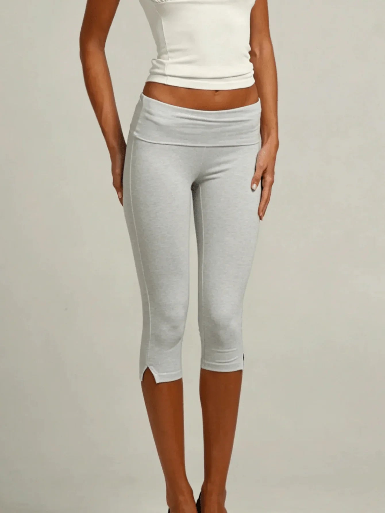 Women's Low Waist Capri Leggings Fold Over Waistband Split Hem Solid Color Slim Fit Stretchy Cropped Leggings Buttery