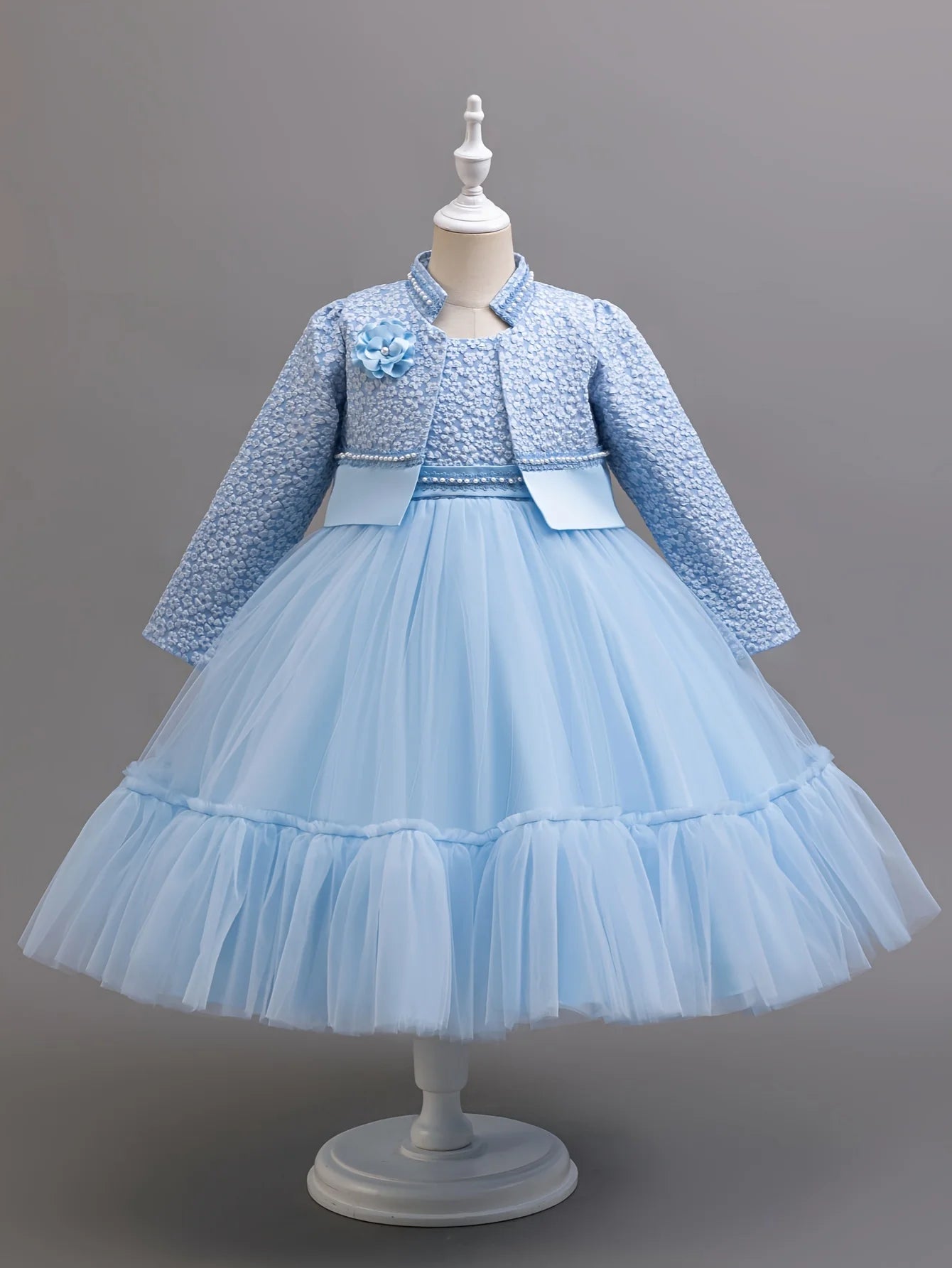 Cute Princess Dresses and Coat Outfits