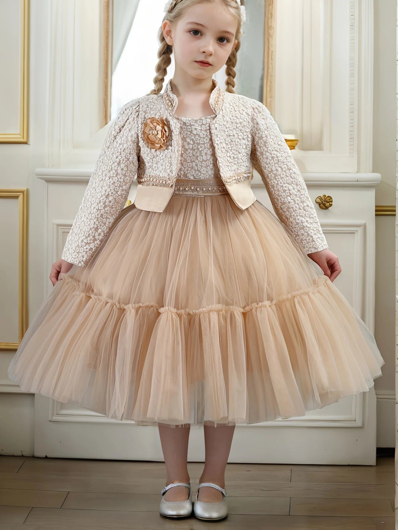 Cute Princess Dresses and Coat Outfits